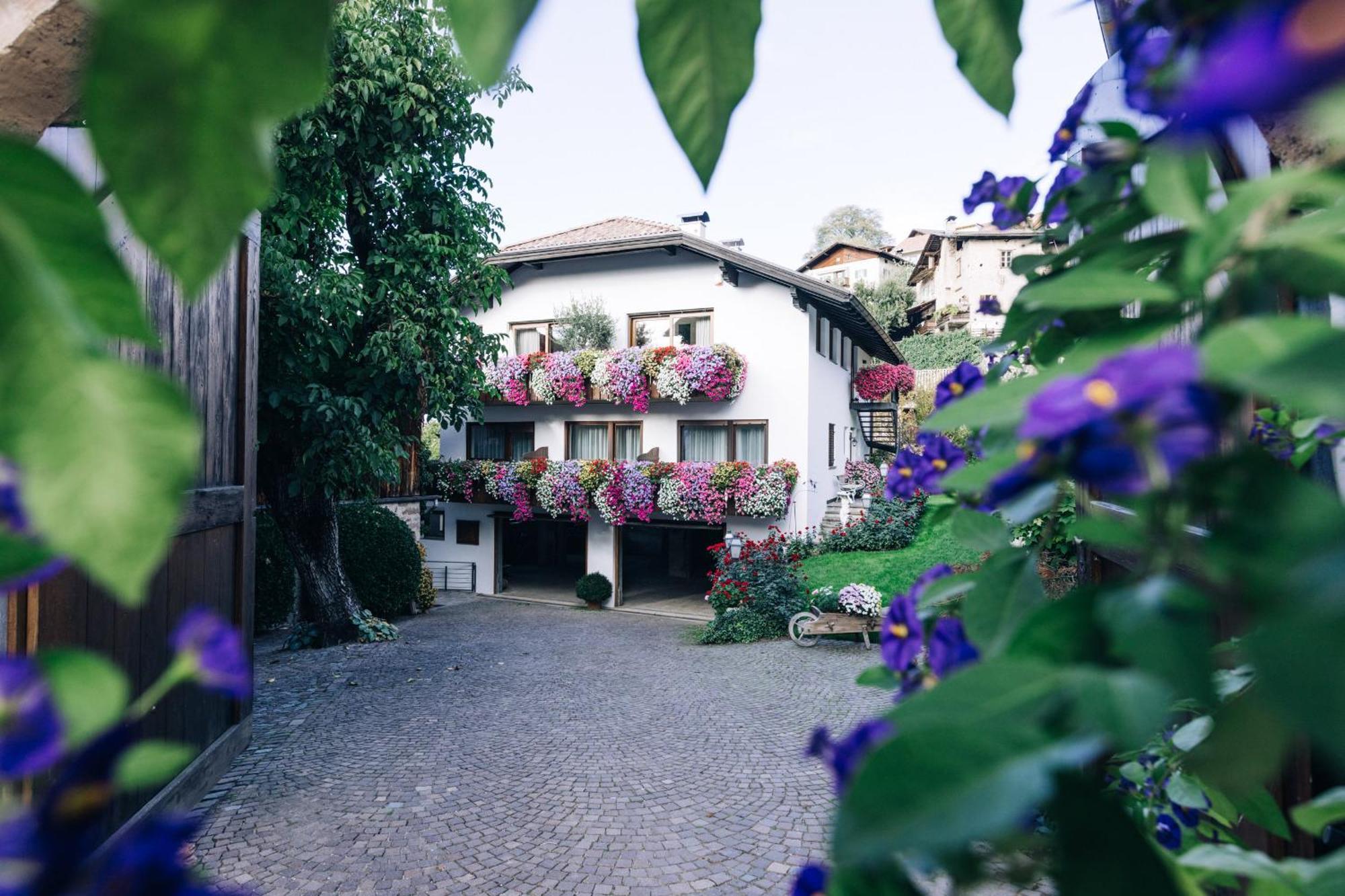 Amplatz 1523 - B&B And Suites Montagna Eksteriør billede